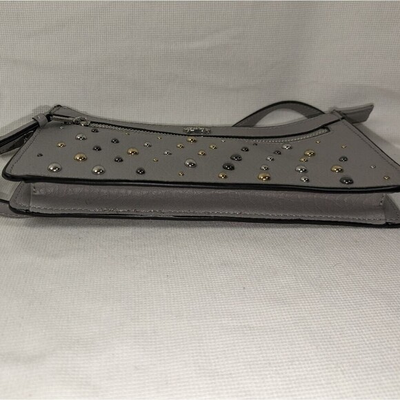 JUICY COUTURE GRAY AUDRINA SHOULDER BAG WRISTLET WITH TRI-COLOR STUDS. - Picture 4 of 8